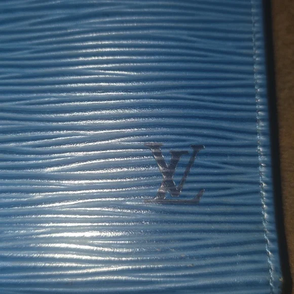 LV EPI Wallet Vintage - Picture 2 of 8